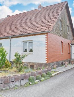 Im Sommer einziehen! Großes Grundstück, kernsaniert 1997, Garagen, Ausbaureserve im DG, Mbg.-OT - Müncheberg