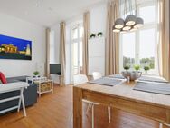 Licht-durchflutetes, modernes 3-Zimmer Apartment mit Ausblick im Herzen von Mitte - Berlin