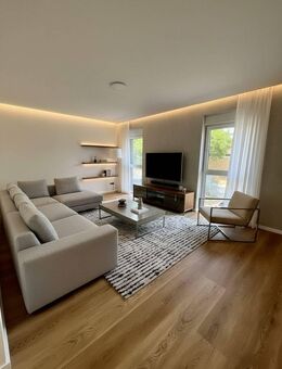 Modernes Wohnen auf zwei Ebenen - kernsaniertes Reihenhaus mit Außenfläche - Castrop-Rauxel