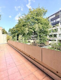 LU-Süd - sanierungsbedürftige 4 ZKB/Balkon-Wohnung mit Garage - Ludwigshafen (Rhein)