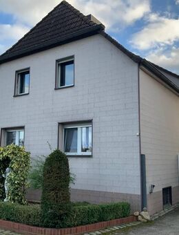 Solides Wohnhaus zum kleinen Preis in Massen - Massen-Niederlausitz