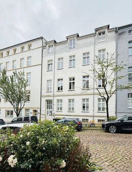 3-Zimmer-Dachgeschosswohnung in der Altstadt Schwerin – mit EBK und Gäste-WC - Schwerin