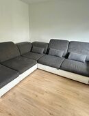 Eckcouch mit Schlaffunktion & kleinem Bettkasten in 47906