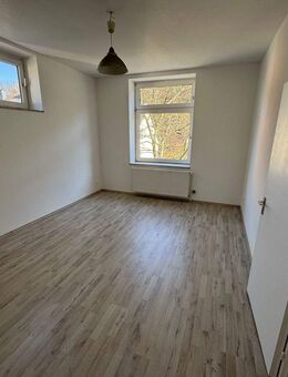 MFH, 8 Wohneinheiten, 10 Garagen, Garten in Hagen - Hagen (Stadt der FernUniversität)