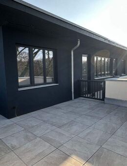 Penthouse im Schloss Siethen - Exklusives Wohnen mit Dachterrasse & Abendsonne - Ludwigsfelde