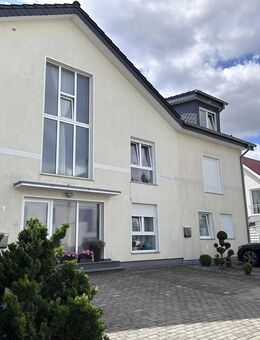 Wunderschöne Doppelhaushälfte zu vermieten 246 m² - 7 Zimmer, gr. Küche, 2 Bäder - Lage (Nordrhein-Westfalen)