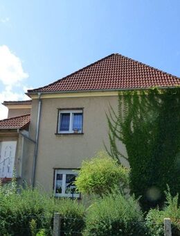 * Verkauft * Großes Einfamilienhaus, auch für 2 Familien geeignet. Im Lausitzer Seenland. - Lauta