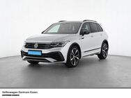 VW Tiguan, R-Line TDI, Jahr 2022 - Essen