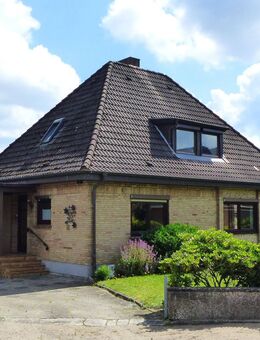 Charmantes Einfamilienhaus mit großem Garten und viel Potenzial - Fockbek