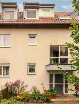 Behaglichkeit pur: Attraktive 2,5-Zi.-Whg. mit Balkon nähe Stadtpark - Heilbronn
