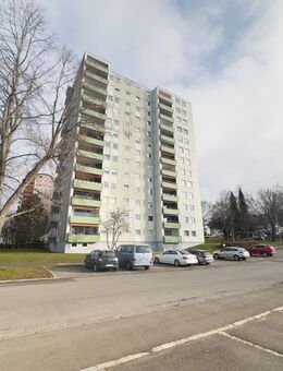 3-Zimmer-Wohnung mit Balkon, Aufzug & Garage in Tuttlingen - Tuttlingen