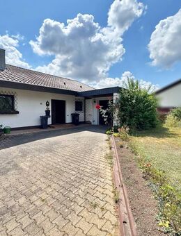 Familienparadies auf sonnigem Eckgrundstück - ruhig, charmant, vielseitig - Weil der Stadt