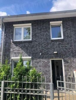 Moderne Doppelhaushälfte mit hochwertiger Ausstattung – Baujahr 2016 - Hamburg Bergedorf