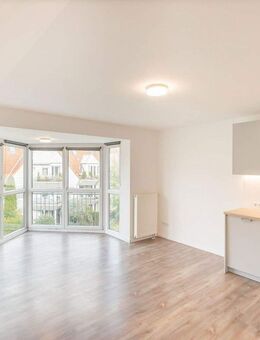 *** Direkt vom Eigentümer: Wunderschöne 1-Zimmer-Wohnung mit Einbauküche und Stellplatz! *** - Eckental