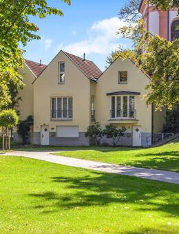 *** Vollmöbliertes Haus mit Terrasse direkt im Park *** Top-renoviert für Singles und Paare *** - Krumbach (Schwaben)