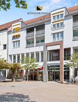 Exquisite 3,5 Zimmerwohnung mit Seesicht, zentral gelegen, Aufzug, Tiefgarage, sofort verfügbar - Friedrichshafen