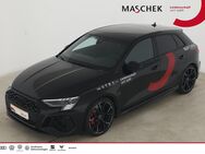 Audi RS3, 2.5 TFSI Sportback Pan, Jahr 2023 - Wackersdorf