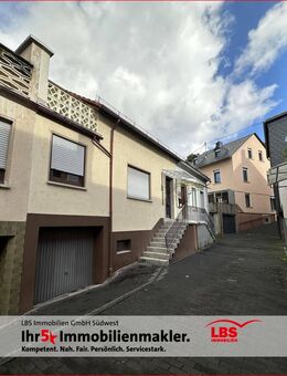 Einladendes Reihenmittelhaus mit Terrasse und Potenzial in zentraler Lage - Kirn