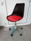 Designer-Sessel, drehbar mit Rollen + höhenverstellbar, neu in 84359