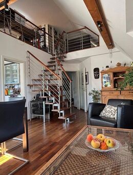 Exklusive Traum DG Wohnung mit sonniger Dachterrasse - München