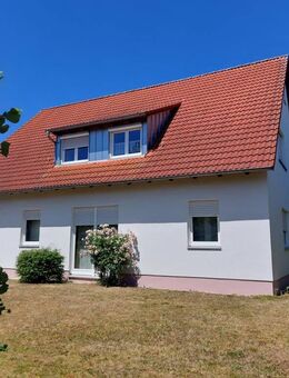Zweifamilienhaus in ruhiger Wohnlage - Weidenbach (Bayern)