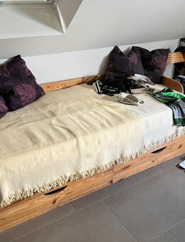 Tagesbett mit Schubladen, Massivholz - Langwedel (Niedersachsen)