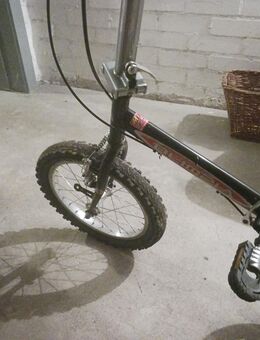 Zwei Klappräder - Hamburg Wandsbek