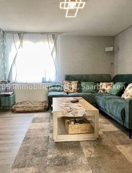 Großzügige Maisonette-Wohnung mit Dachterrasse, Garten und Garage - Saarwellingen