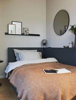 Ich biete eine schöne, vollmöblierte 1-Zimmer-Wohnung in Berlin Oberschönweide zur Miete an. - Berlin