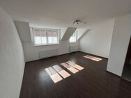 *Studentenwohnung* 1 Raum Wohnung mit EBK / Laminat / Dusche in der Nähe der Kurt-Beate-Straße / FH Nähe - Erfurt