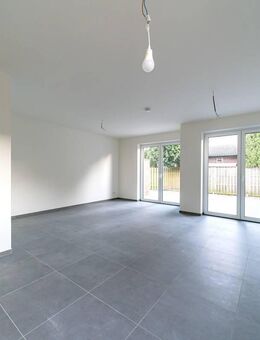 Vermietete Doppelhaushälfte mit Carport am Oldenburger Stadtrand - Bad Zwischenahn
