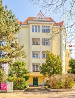 IMMOBERLIN.DE - Gefragte Lage! Feine Dachgeschosswohnung mit Südterrasse, schönem Ambiente, Lift u.a.m. - Berlin