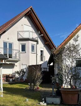 Ruhig gelegene Doppelhaushälfte in grüner Umgebung mit vielseitigen Nutzungsmöglichkeiten in Berg (Pfalz) zu verkaufen! - Berg (Pfalz)