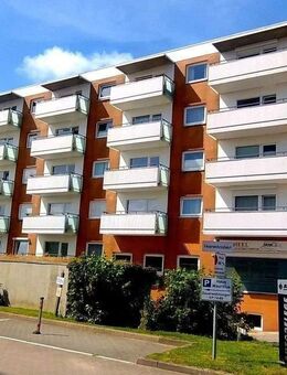 PROVISIONSFREI " traumhaft schöne gemütliche 2 Zimmerwohnung im 1. OG in gepflegtem MFH in Westerland mit Balkon und Wellnessbereich - Sylt