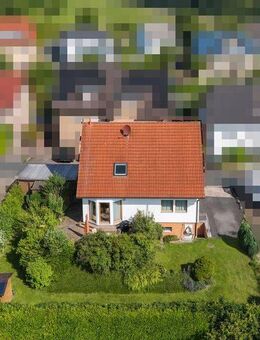 Platz für Familie & Wohnmobil: Einfamilienhaus mit Ausblick und allem Drum und Dran in Hausen-Wied! - Hausen (Wied)