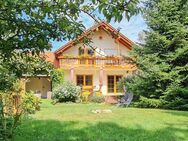 HIER BEGINNT IHR NEUES KAPITEL // Grünes Familienidyll mit Garten, Terrasse & Balkon in Hohenmölsen - Hohenmölsen