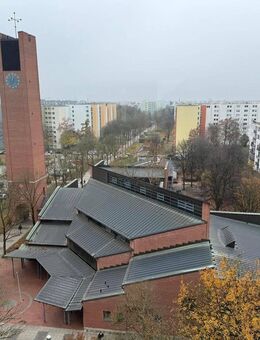 Schöne sehr helle 3,5 Zimmer Wohnung in Super Lage mit Weitblick - München
