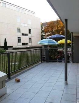 Top Lage - 2 ZKB-Wohnung inkl. Einbauküche und Terrasse im Herzen Augsburgs - Augsburg