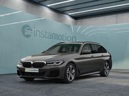 BMW 520, d M Sport Komfortsitze, Jahr 2023 - München