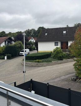 108-03 helle moderne Dachgeschosswohnung in Abstatt mit Terrasse - Abstatt