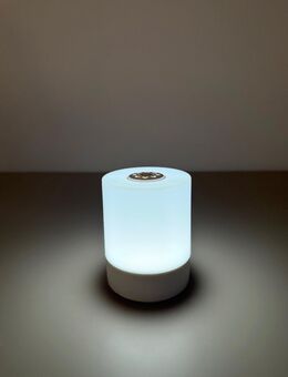 Lumi Pure - Weiße Akku-Nachtlichtlampe - Langenberg