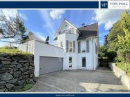 Modernes Architektenhaus in Usingen - mit Garten, Doppelgarage, EBK und Einliegerbereich - Usingen