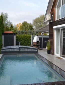 Traumhaftes luxuriöses EFH mit Wintergarten, Swim- and Funpool, Doppelcarport - Hoppegarten