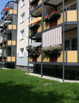 Moderne 2-Raum-Wohnung mit Balkon auf der Humboldthöhe - Chemnitz