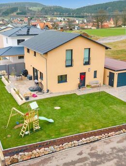 Begehrte Neubausiedlung Irchenrieth - Neues Einfamilienhaus aus 2024 mit KfW-40, KfW Kredit und PV! - Irchenrieth