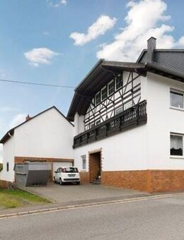 Einfamilienhaus mit Einliegerwohnung oder Mehrgenerationenhaus? Sie haben die Wahl in Lutzerath - Lutzerath