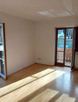 Schöne, helle 2 Zimmer Wohnung in Benediktbeuern zu vermieten - Benediktbeuern