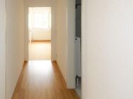 Gemütliche 2,5 Raum Wohnung mit Wintergarten - Werdau Zentrum