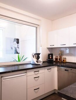 ANLEGER AUFGEPASST - TOP gepflegte 114 m² + TG-Stellpl. in Oberesslingen! - Esslingen (Neckar)