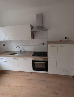 *Erstbezug nach Komplettsanierung! 2-Zi-Wohnung mit neuer Einbauküche u. saniertem Duschbad* - Clausthal-Zellerfeld